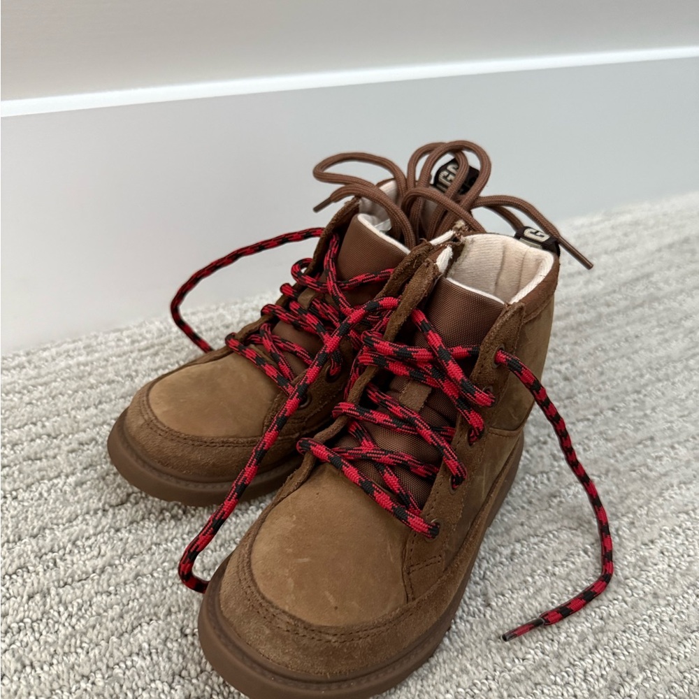 Ugg Boys Boots